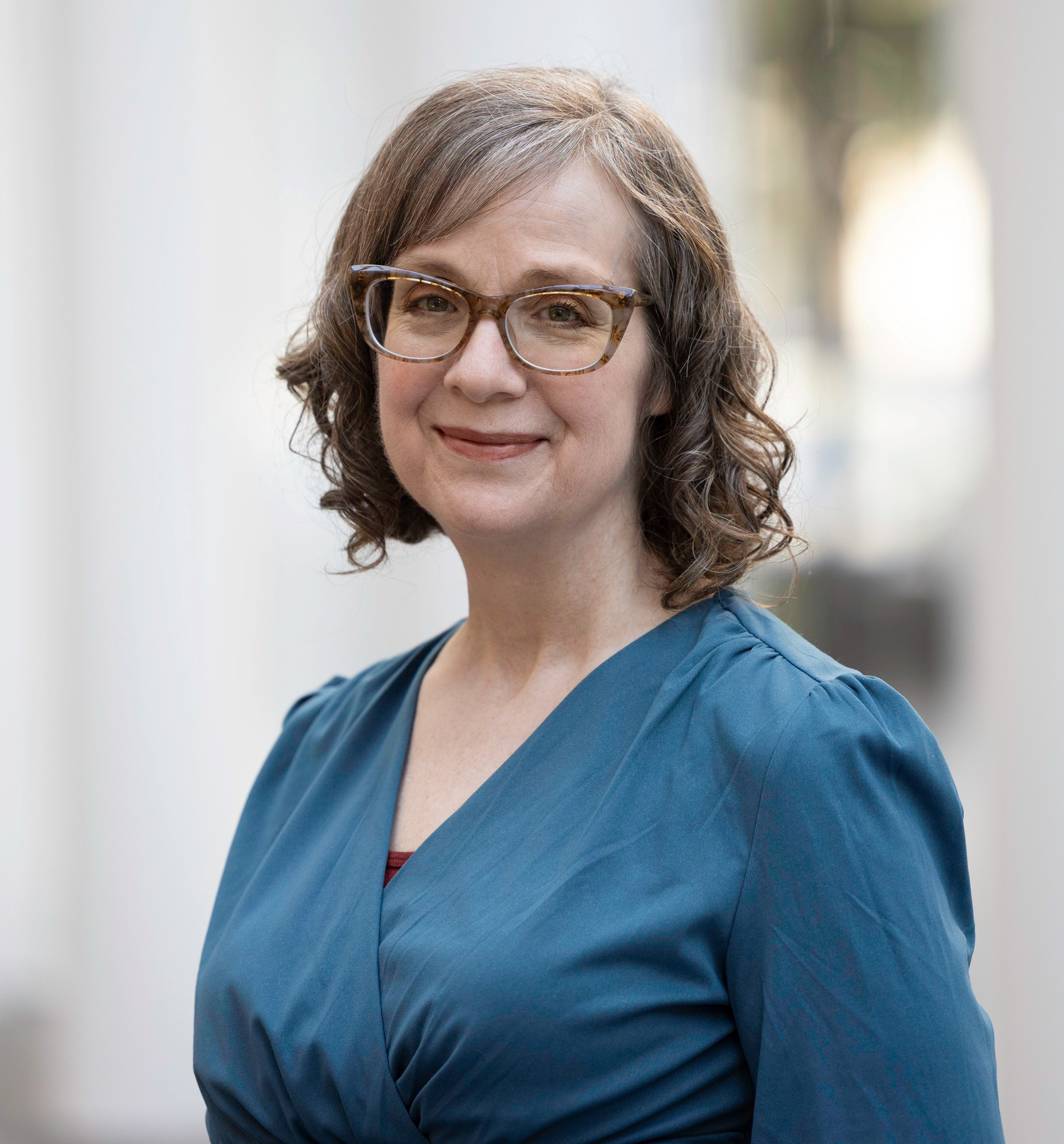 Pamela Shaw headshot